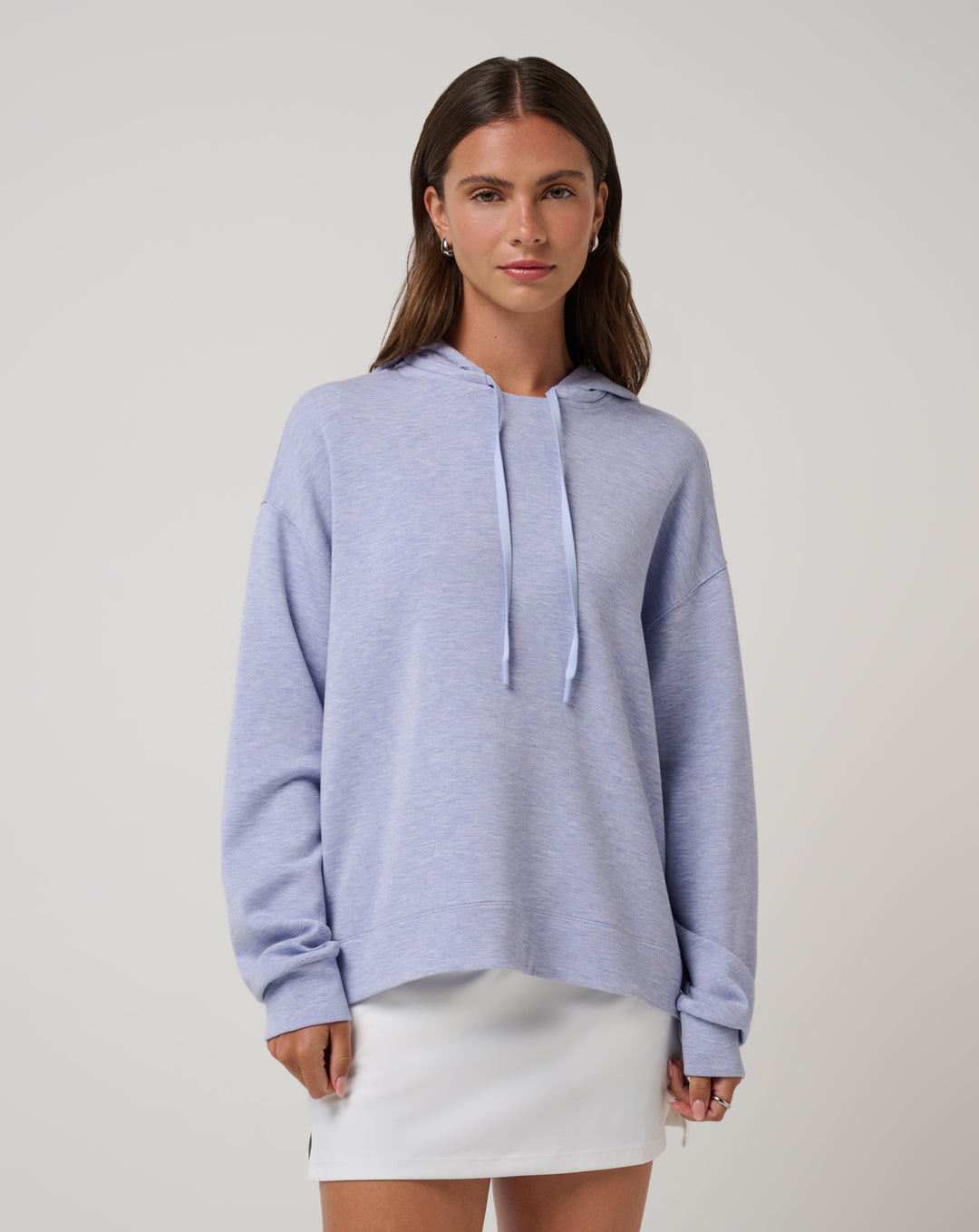 <img src="https://cdn.shopify.com/s/files/1/0252/0927/4404/files/TM-Combo-Logo-Block-Black-650.png?v=1580931784" alt=" TravisMathew Brand logo" align="middle" style="border:0;"><p><p>Skyloft Soft Crew Pullover</p>