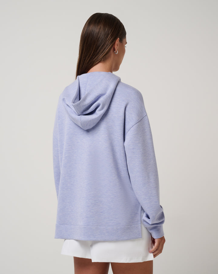 <img src="https://cdn.shopify.com/s/files/1/0252/0927/4404/files/TM-Combo-Logo-Block-Black-650.png?v=1580931784" alt=" TravisMathew Brand logo" align="middle" style="border:0;"><p><p>Skyloft Soft Crew Pullover</p>
