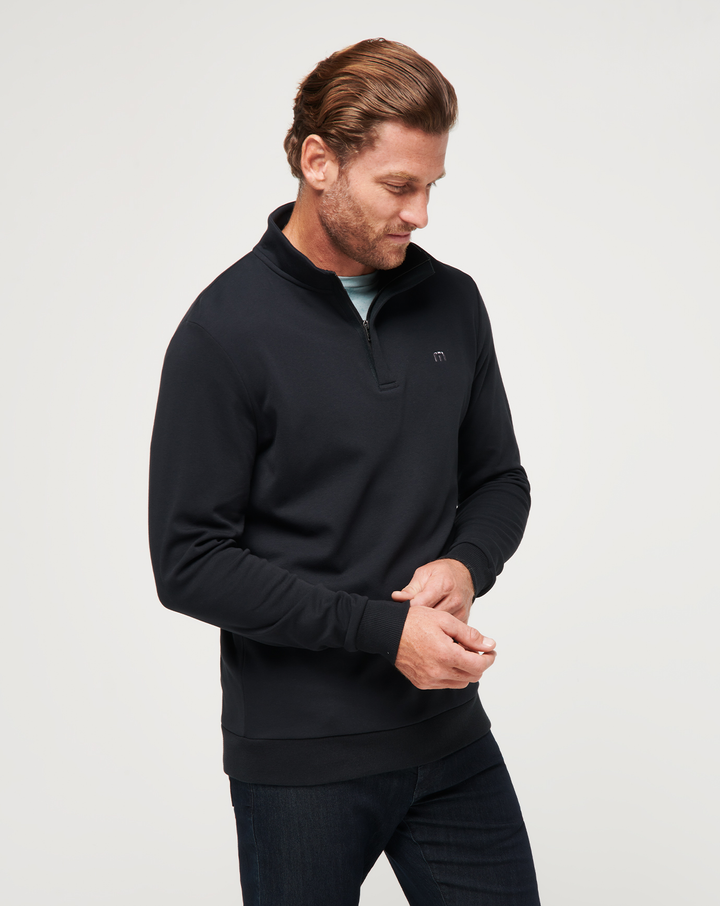 <img src="https://cdn.shopify.com/s/files/1/0252/0927/4404/files/TM-Combo-Logo-Block-Black-650.png?v=1580931784" alt=" TravisMathew Brand logo" align="middle" style="border:0;"><p><p>Cloud Quarter Zip 2.0</p>