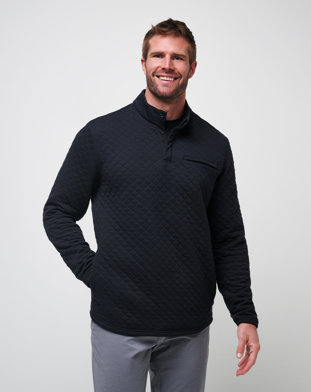 <img src="https://cdn.shopify.com/s/files/1/0252/0927/4404/files/TM-Combo-Logo-Block-Black-650.png?v=1580931784" alt=" TravisMathew Brand logo" align="middle" style="border:0;"><p><p>Transatlantic</p>