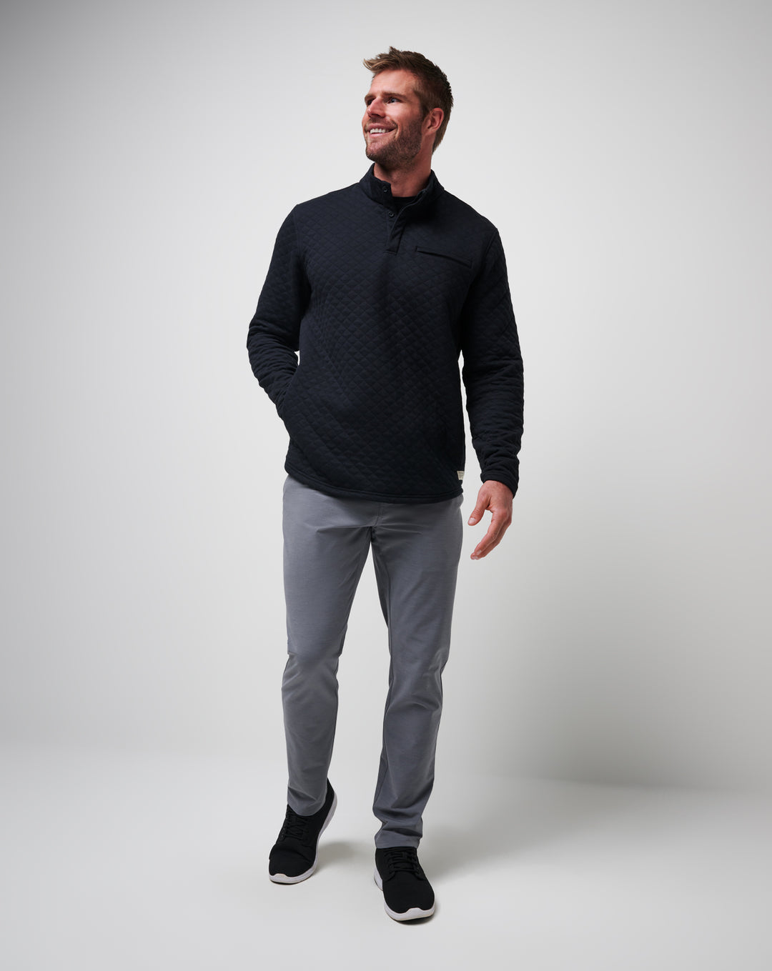 <img src="https://cdn.shopify.com/s/files/1/0252/0927/4404/files/TM-Combo-Logo-Block-Black-650.png?v=1580931784" alt=" TravisMathew Brand logo" align="middle" style="border:0;"><p><p>Transatlantic</p>