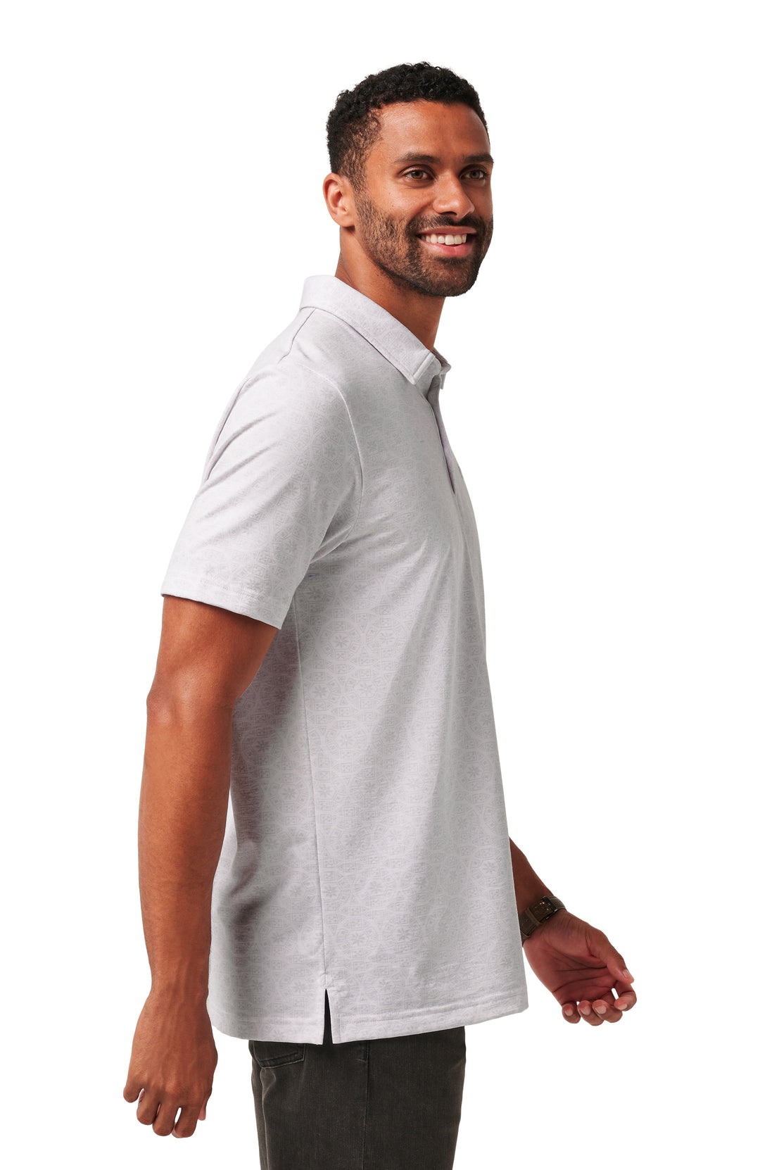 <img src="https://cdn.shopify.com/s/files/1/0252/0927/4404/files/TM-Combo-Logo-Block-Black-650.png?v=1580931784" alt=" TravisMathew Brand logo" align="middle" style="border:0;"><p><p>Free Passage</p>