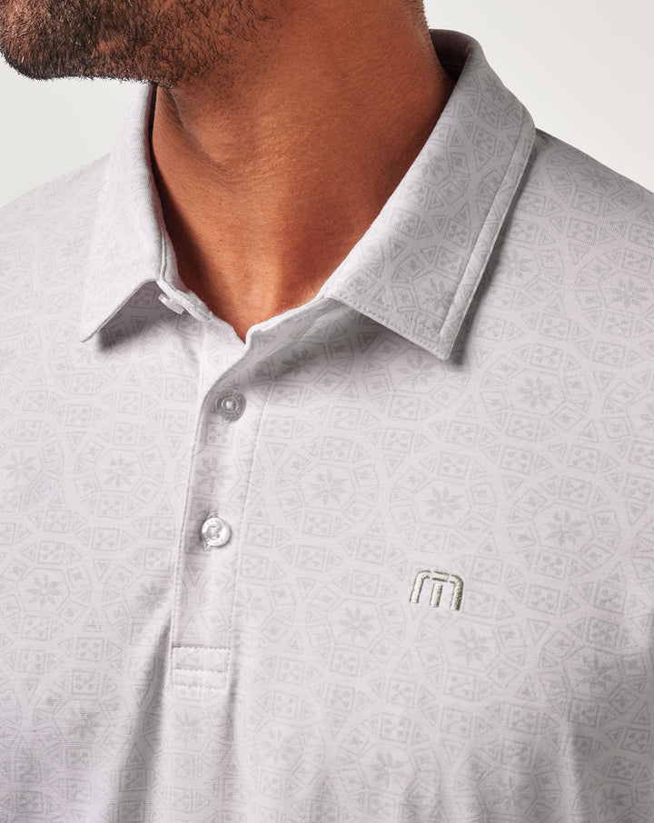 <img src="https://cdn.shopify.com/s/files/1/0252/0927/4404/files/TM-Combo-Logo-Block-Black-650.png?v=1580931784" alt=" TravisMathew Brand logo" align="middle" style="border:0;"><p><p>Free Passage</p>