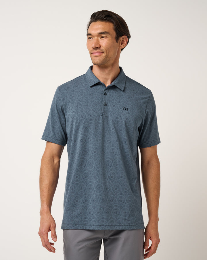 <img src="https://cdn.shopify.com/s/files/1/0252/0927/4404/files/TM-Combo-Logo-Block-Black-650.png?v=1580931784" alt=" TravisMathew Brand logo" align="middle" style="border:0;"><p><p>Free Passage</p>