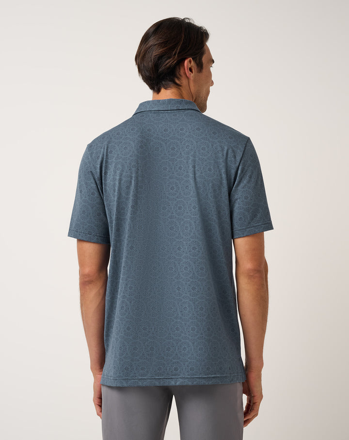 <img src="https://cdn.shopify.com/s/files/1/0252/0927/4404/files/TM-Combo-Logo-Block-Black-650.png?v=1580931784" alt=" TravisMathew Brand logo" align="middle" style="border:0;"><p><p>Free Passage</p>