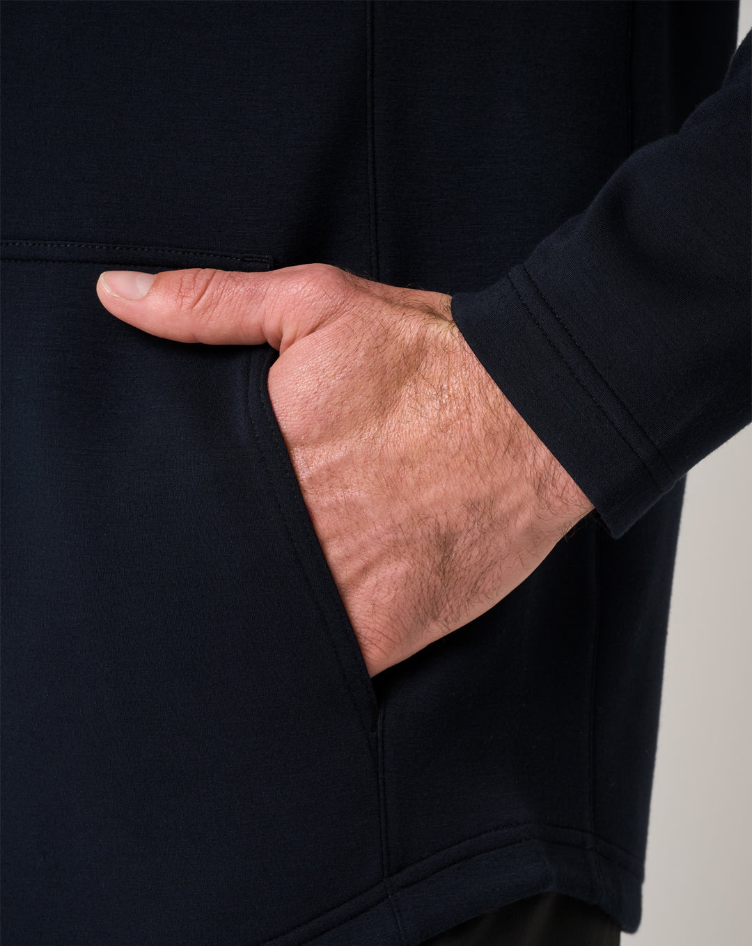 <img src="https://cdn.shopify.com/s/files/1/0252/0927/4404/files/TM-Combo-Logo-Block-Black-650.png?v=1580931784" alt=" TravisMathew Brand logo" align="middle" style="border:0;"><p><p>Fibercloud 1/4 Zip</p>