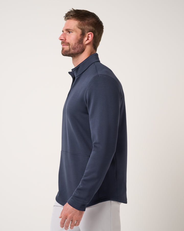 <img src="https://cdn.shopify.com/s/files/1/0252/0927/4404/files/TM-Combo-Logo-Block-Black-650.png?v=1580931784" alt=" TravisMathew Brand logo" align="middle" style="border:0;"><p><p>Fibercloud 1/4 Zip</p>