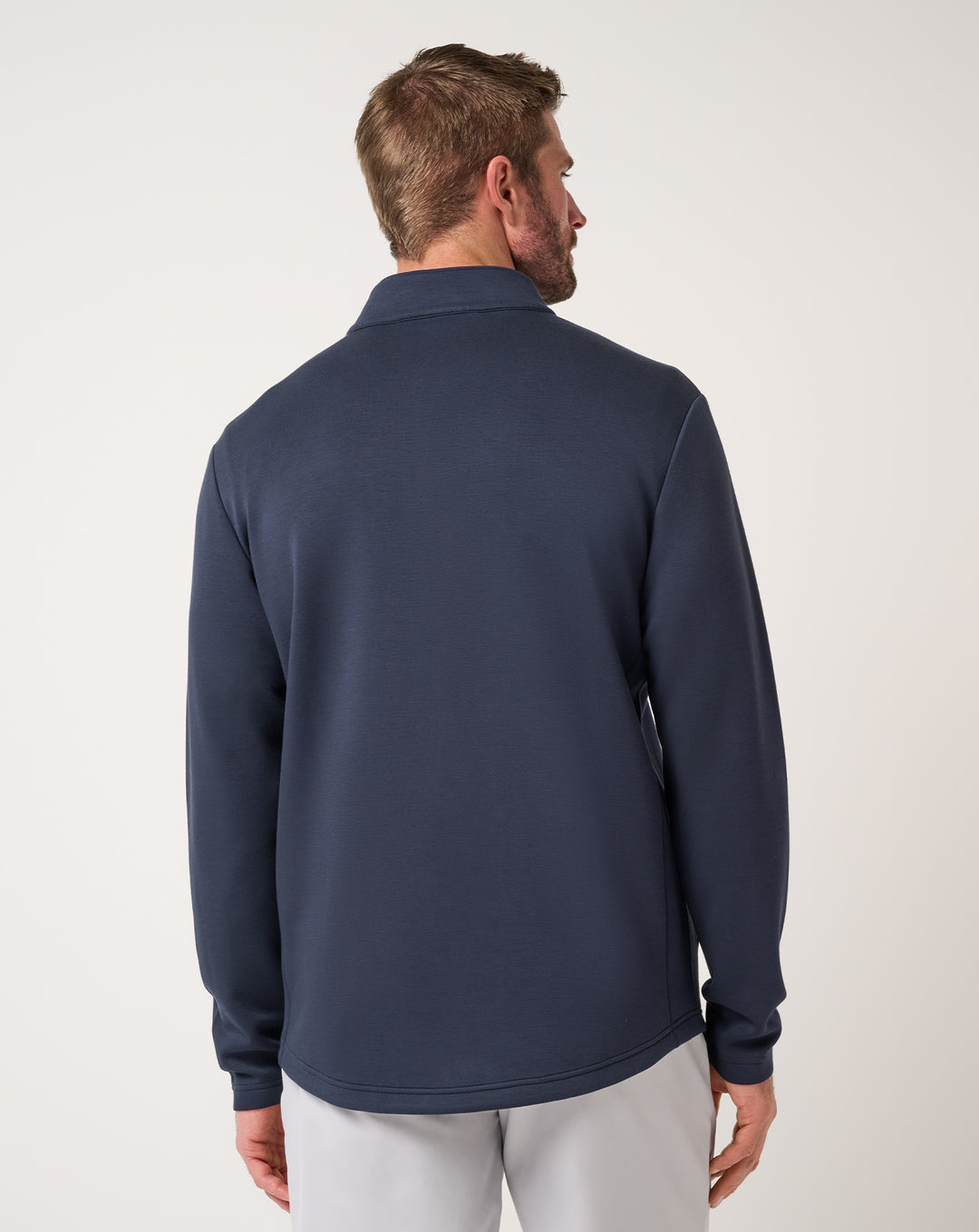 <img src="https://cdn.shopify.com/s/files/1/0252/0927/4404/files/TM-Combo-Logo-Block-Black-650.png?v=1580931784" alt=" TravisMathew Brand logo" align="middle" style="border:0;"><p><p>Fibercloud 1/4 Zip</p>