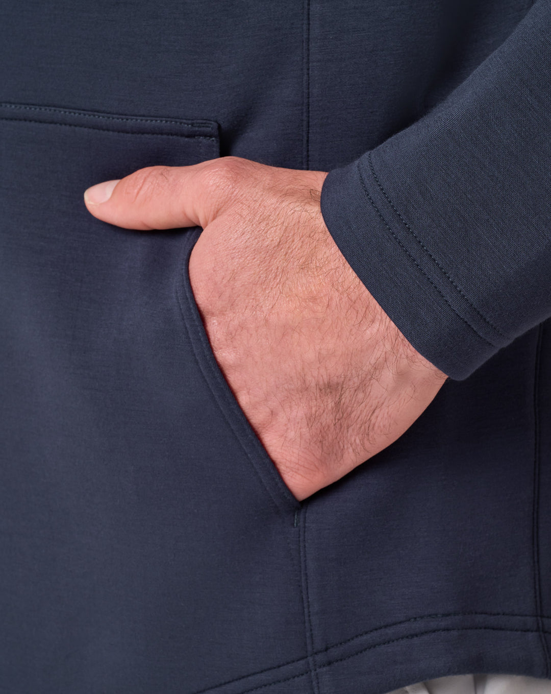 <img src="https://cdn.shopify.com/s/files/1/0252/0927/4404/files/TM-Combo-Logo-Block-Black-650.png?v=1580931784" alt=" TravisMathew Brand logo" align="middle" style="border:0;"><p><p>Fibercloud 1/4 Zip</p>