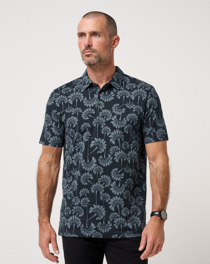 <img src="https://cdn.shopify.com/s/files/1/0252/0927/4404/files/TM-Combo-Logo-Block-Black-650.png?v=1580931784" alt=" TravisMathew Brand logo" align="middle" style="border:0;"><p><p>Comfortknit Breeze</p>