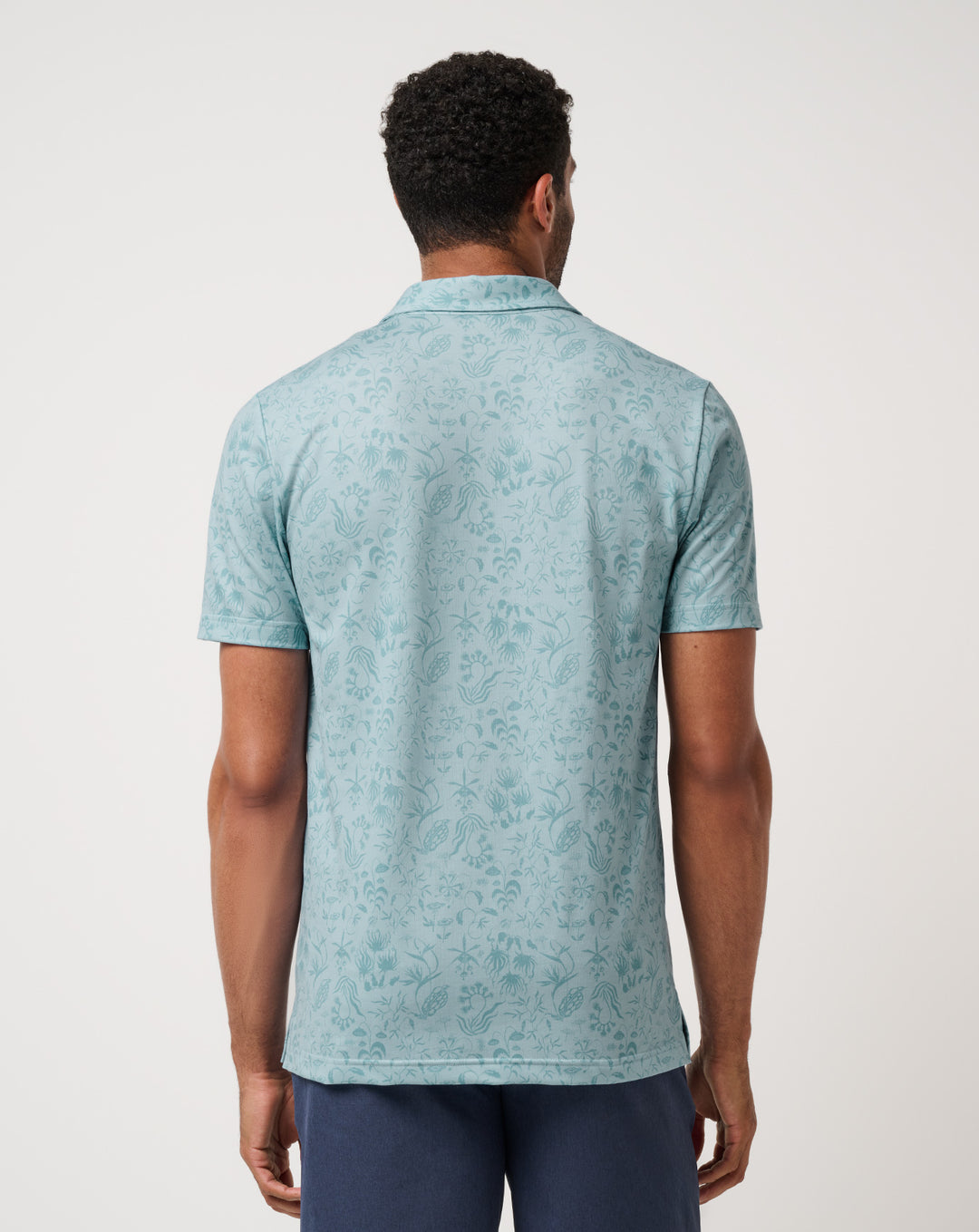 <img src="https://cdn.shopify.com/s/files/1/0252/0927/4404/files/TM-Combo-Logo-Block-Black-650.png?v=1580931784" alt=" TravisMathew Brand logo" align="middle" style="border:0;"><p><p>Featherweight Paradise</p>