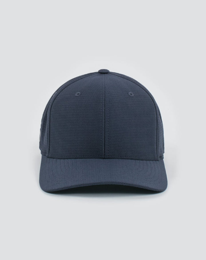 <img src=https://cdn.shopify.com/s/files/1/0252/0927/4404/files/TM-Combo-Logo-Block-Black-650.png?v=1580931784 alt=" TravisMathew Brand logo" align="middle" style="border:0;"><p><p>Nassau</p>
